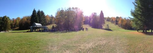 Lange Schlange für die Fall Foliage Scenic Rides
