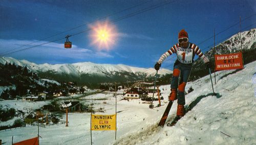 Postkarte aus Bariloche (Argentinien), "Esquiador y Cerro Catedral", Nr. 307 (vermutlich frühe 1980er-Jahre, gestempelt Dezember 2006). Privatarchiv skiliftfotos.ch
