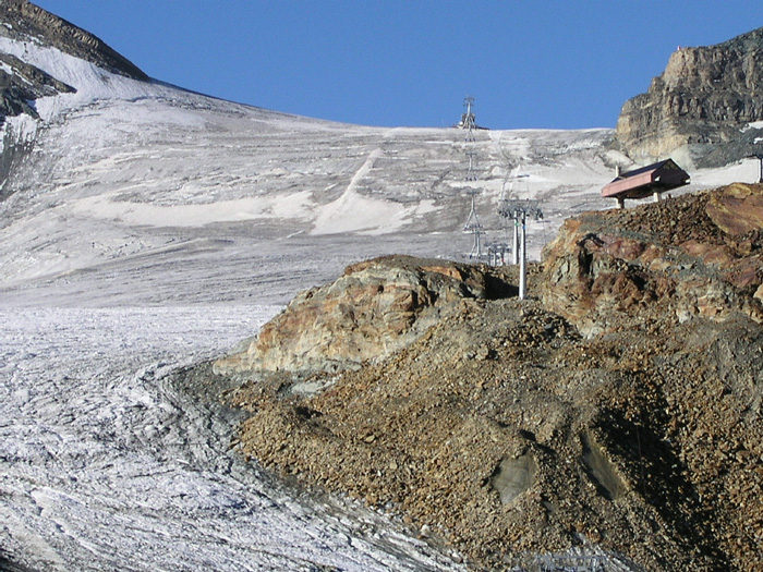 Im Sommer ausser Betrieb: 6er-Gletscher-Sesselbahn Furggsattel
