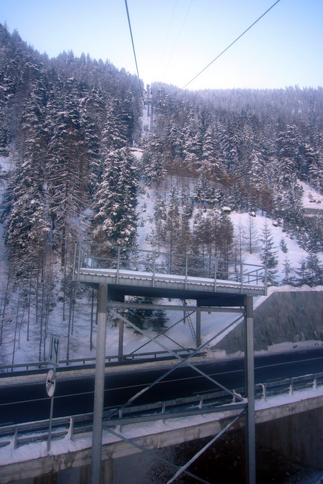 Februar 2009, Querung Simlpon-Strasse
