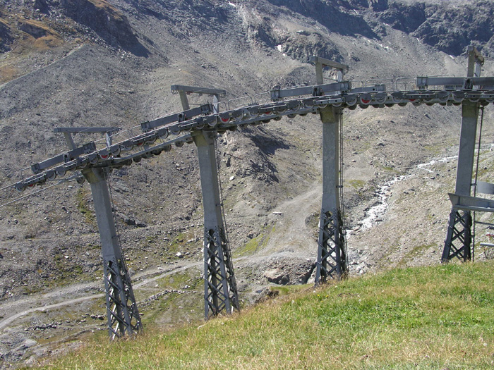 Obere Stützen WSO-Umlauf-Pendelbahn Furgg-Schwarzsee
