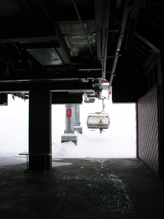 April 2005
