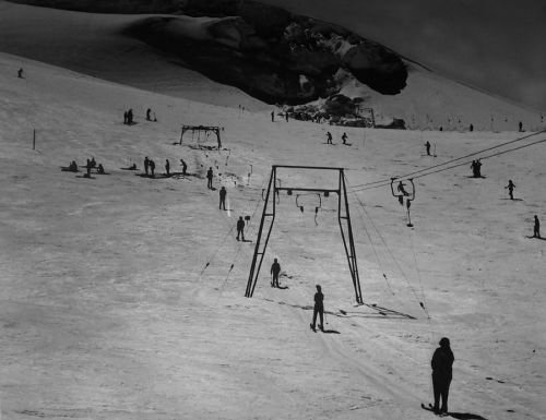 Italienische Lifte auf der Zermatter Gletscherseite in den 1970er-Jahren
