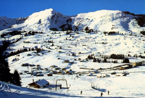 Postkarte Col des Mosses, ca. 1970er-Jahre (Archiv [url=http://skilift-nostalgie.ch]Jakob Schuler[/url])
