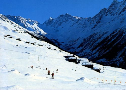 Postkarte Lötschental-Lauchernalp, Tebru-Lift, ca. 1970er-Jahre (Archiv [url=http://skilift-nostalgie.ch]Jakob Schuler[/url])
