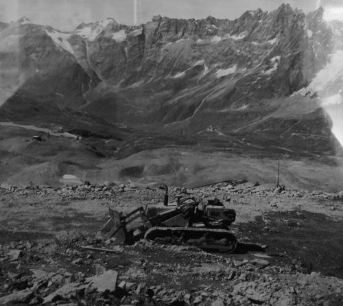 Bau der Verbindung der Skigebiete Cervinia/Zermatt 1971 / Quelle: Museum  auf der Testa Grigia
