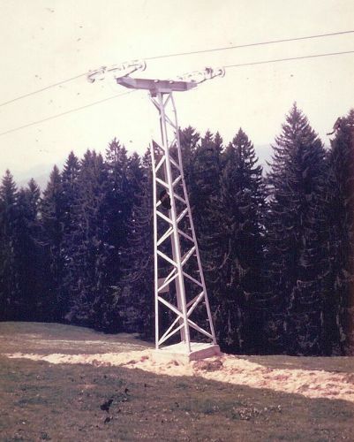 Skilift Bärüti-Egg Gommiswald (1970), stillgelegt 2005.

