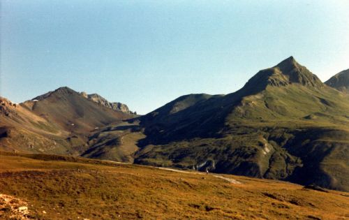 Piz Champatsch (rechts), von Schlivera aus gesehen, Herbst 1971
