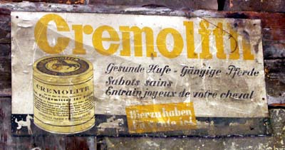 Cremolith-Werbung von gaaaaanz früher (Hof zwischen Hasli und Riggisberg, 12. August 2007)