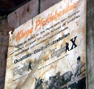 Qualitäts-Gleitschutzstollen, boah! (Hof zwischen Hasli und Riggisberg, 12. August 2007)