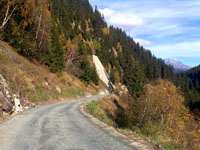 Was Sedrun von der NEAT behalten wird: Abluftstollen im Val Nalps (November 2006 - Klicken für grosse Fassung)