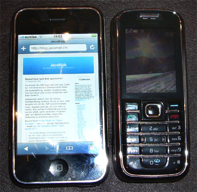 iPhone und Nokia 6233 im Vergleich: Ich sagte ja schon immer, dass sich die Kerlchen gleichen! (13.11.2007, Bern)