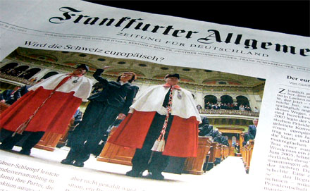 FAZ mit Eveline Widmer-Schlumpf auf der Frontseite (14.12.2007)