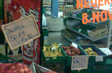 Swiebl, Kartofel: Laden am Bollwerk in Bern, Januar 2008