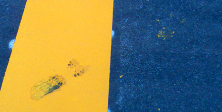 Pflaaaaartsch! Unaufmerksamkeit führt zu gelben Sohlen (4. April 2008)