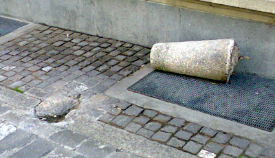 Alltag in der Altstadt - eine Kameraüberwachung würde immerhin die Verrechnung der Kosten erlauben (Mai 2008)