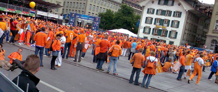 Bundesplatz, Freitag, 11.30 Uhr (13. Juni 2008)